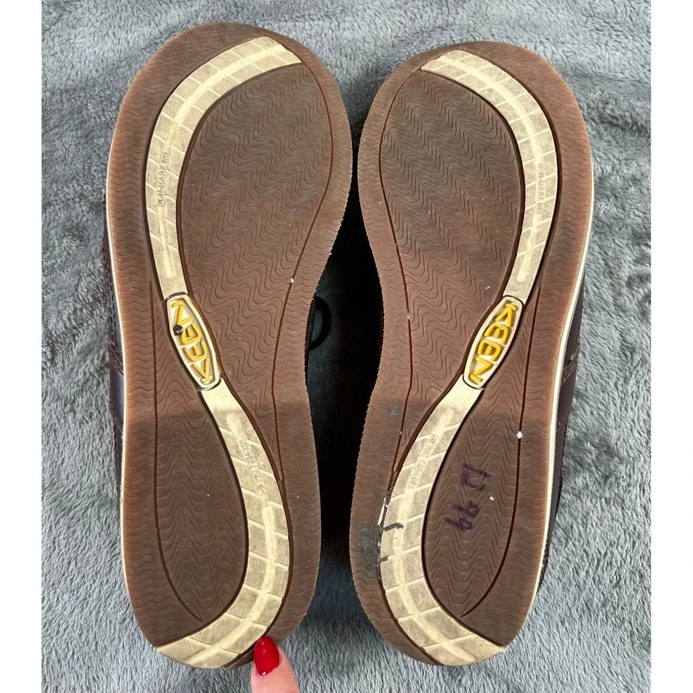 Keen Newport Boat Shoes Mens Size 9.5 Brown Sneaker Walking Athletic